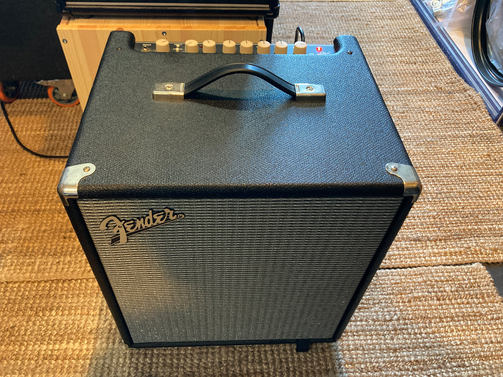 Fender Rumble 100