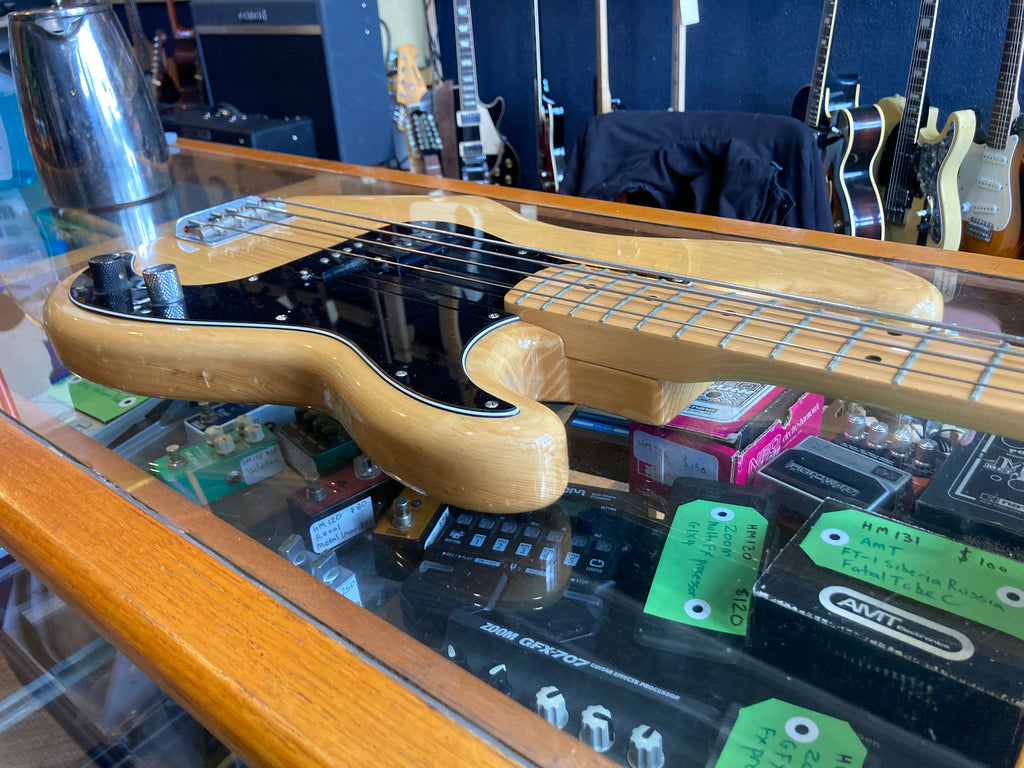 Fender - Precision Bass