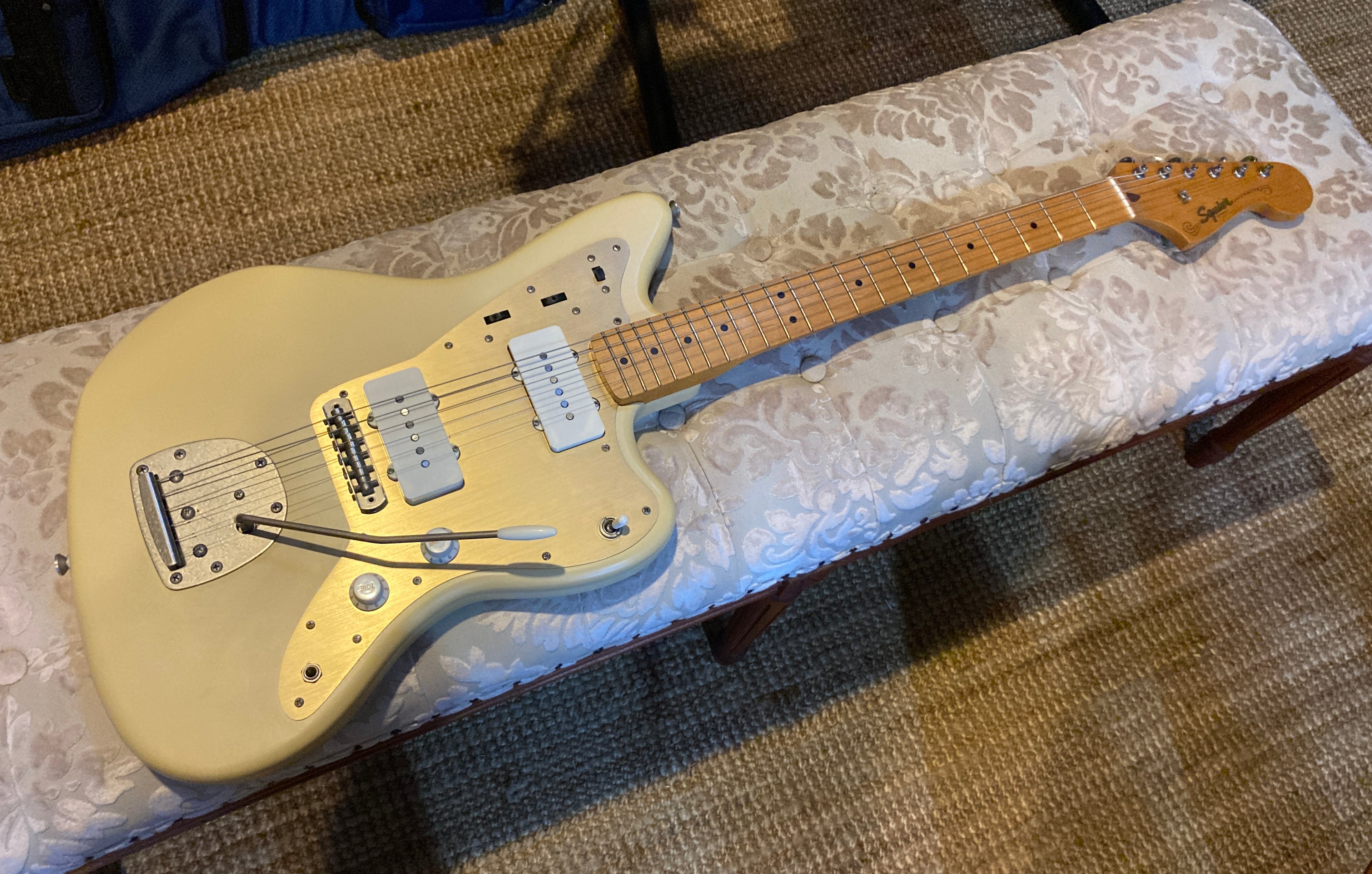 Squier by Fender - Jazzmaster