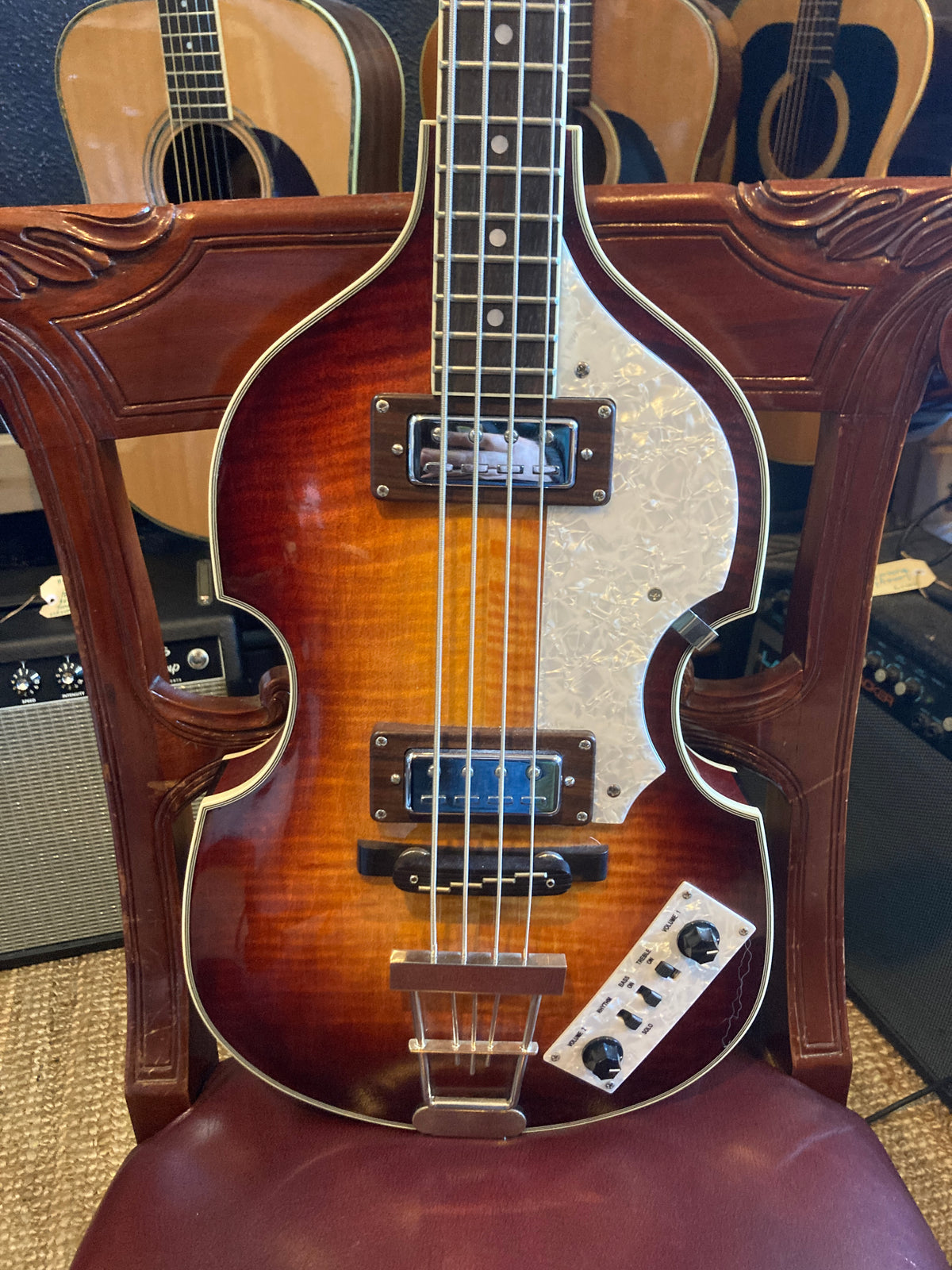 David Malpas - Hofner  Ignition bass copy