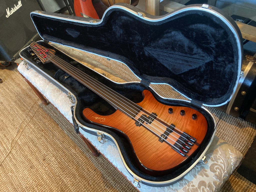 David Malpas - 5 string fretless bass