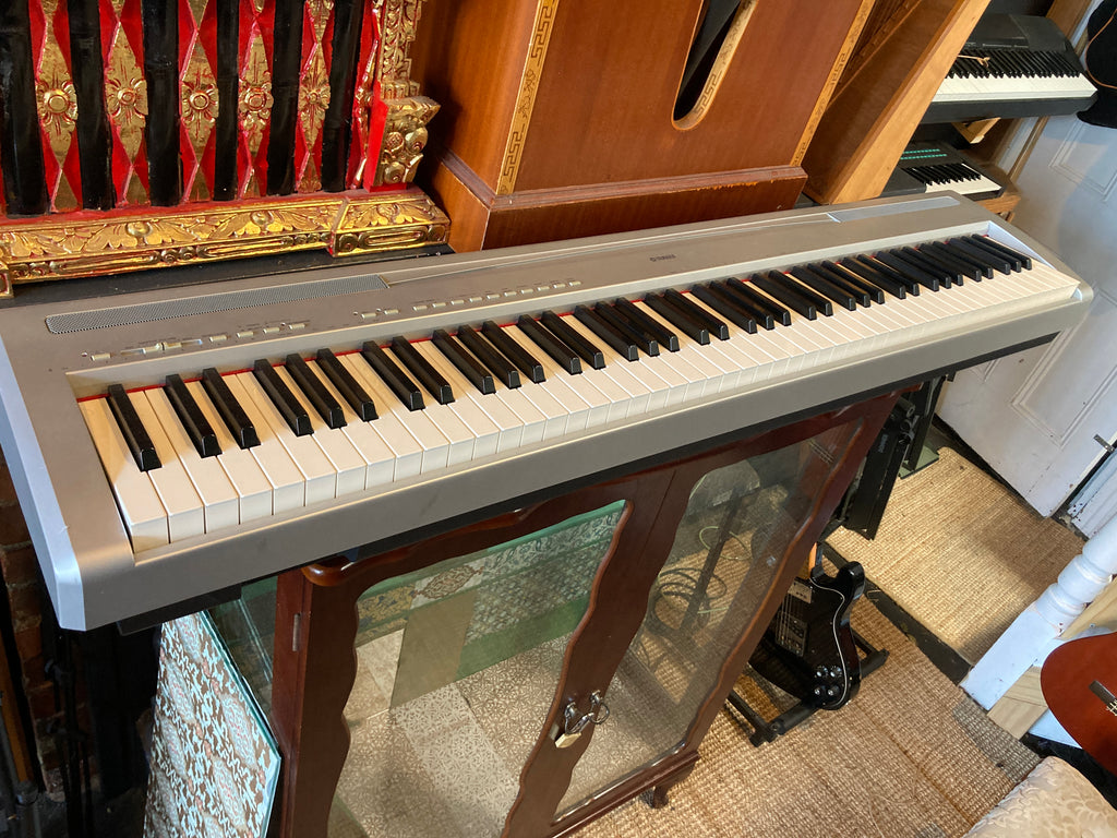 Yamaha - P95
