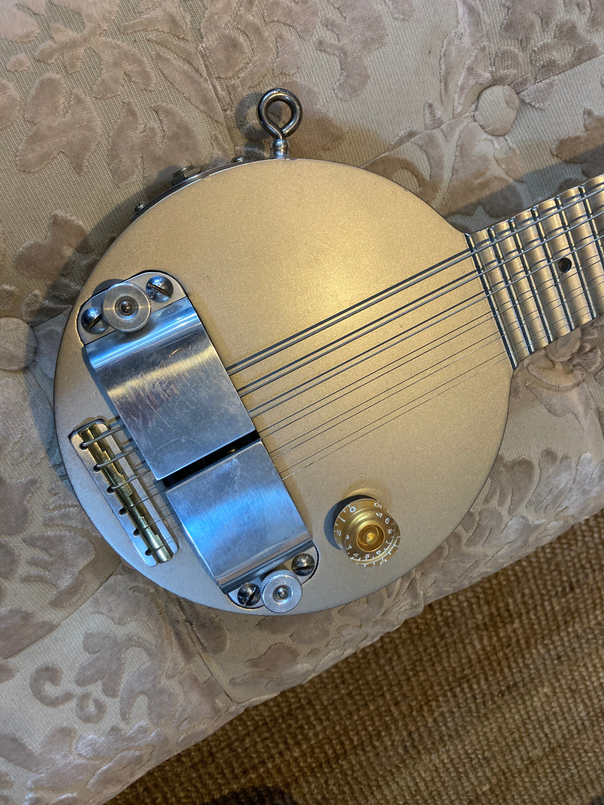 David Malpas - Frypan guitar