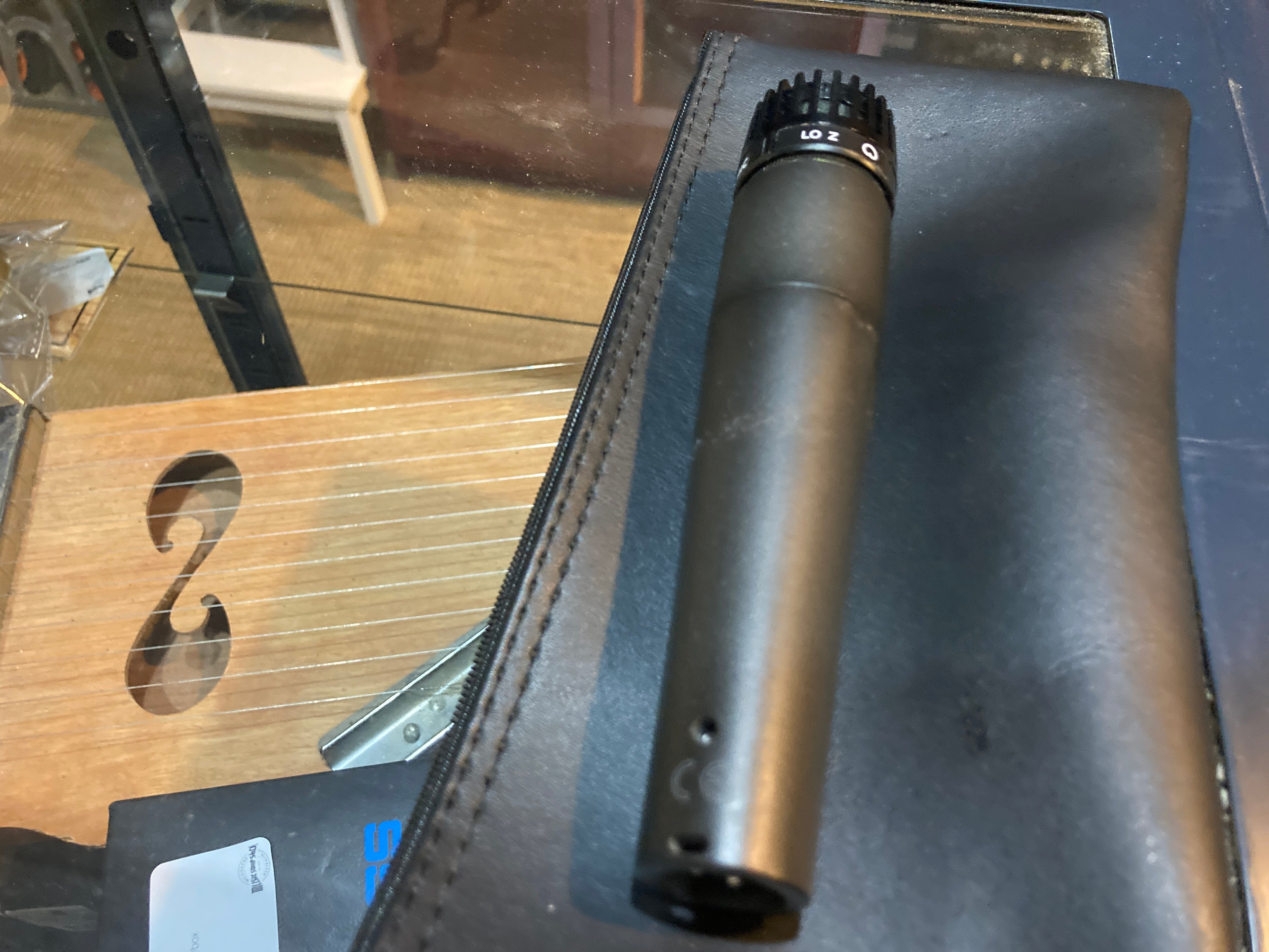 Shure - SM57