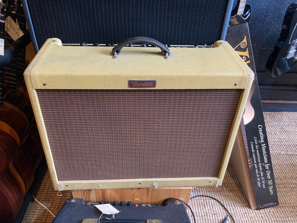 Fender - Blues Deluxe Re-issue