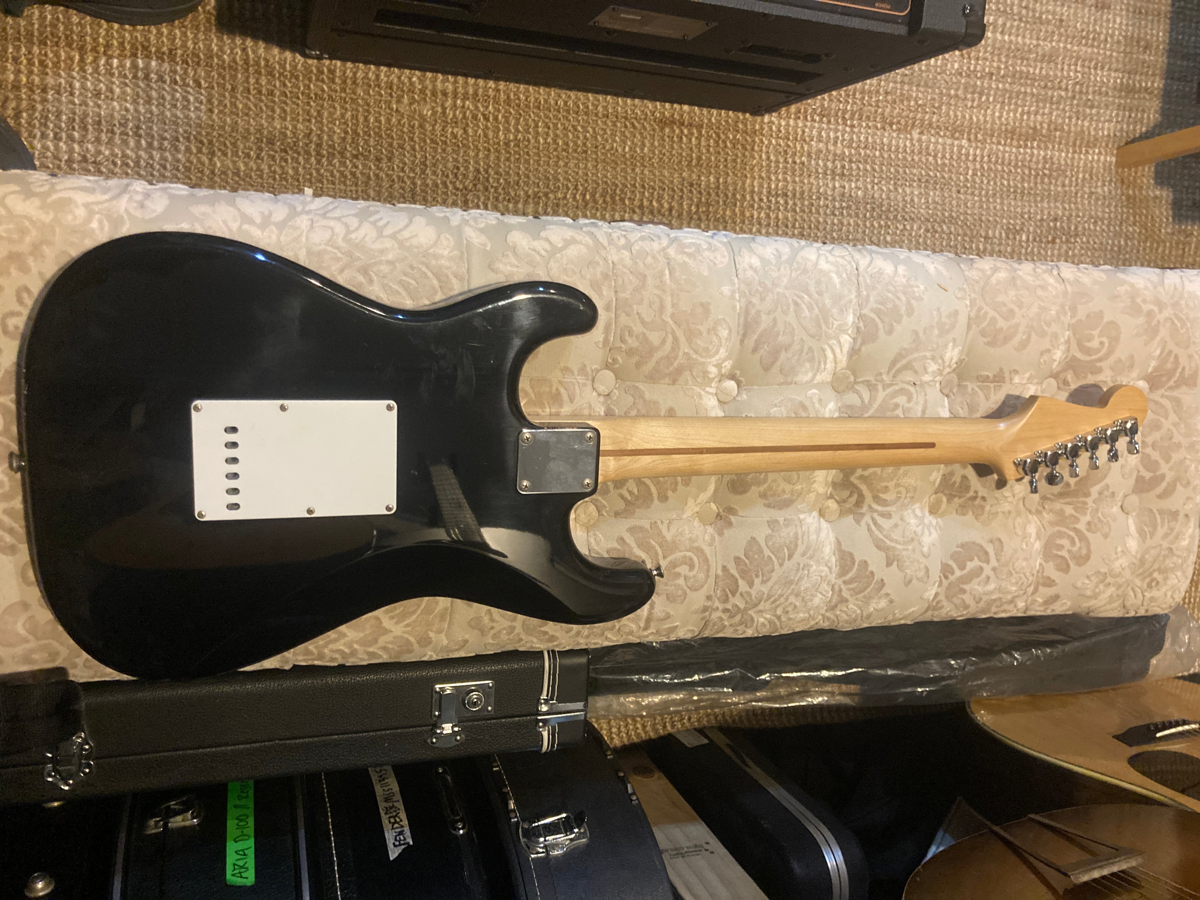 Squier by Fender - Stratocaster