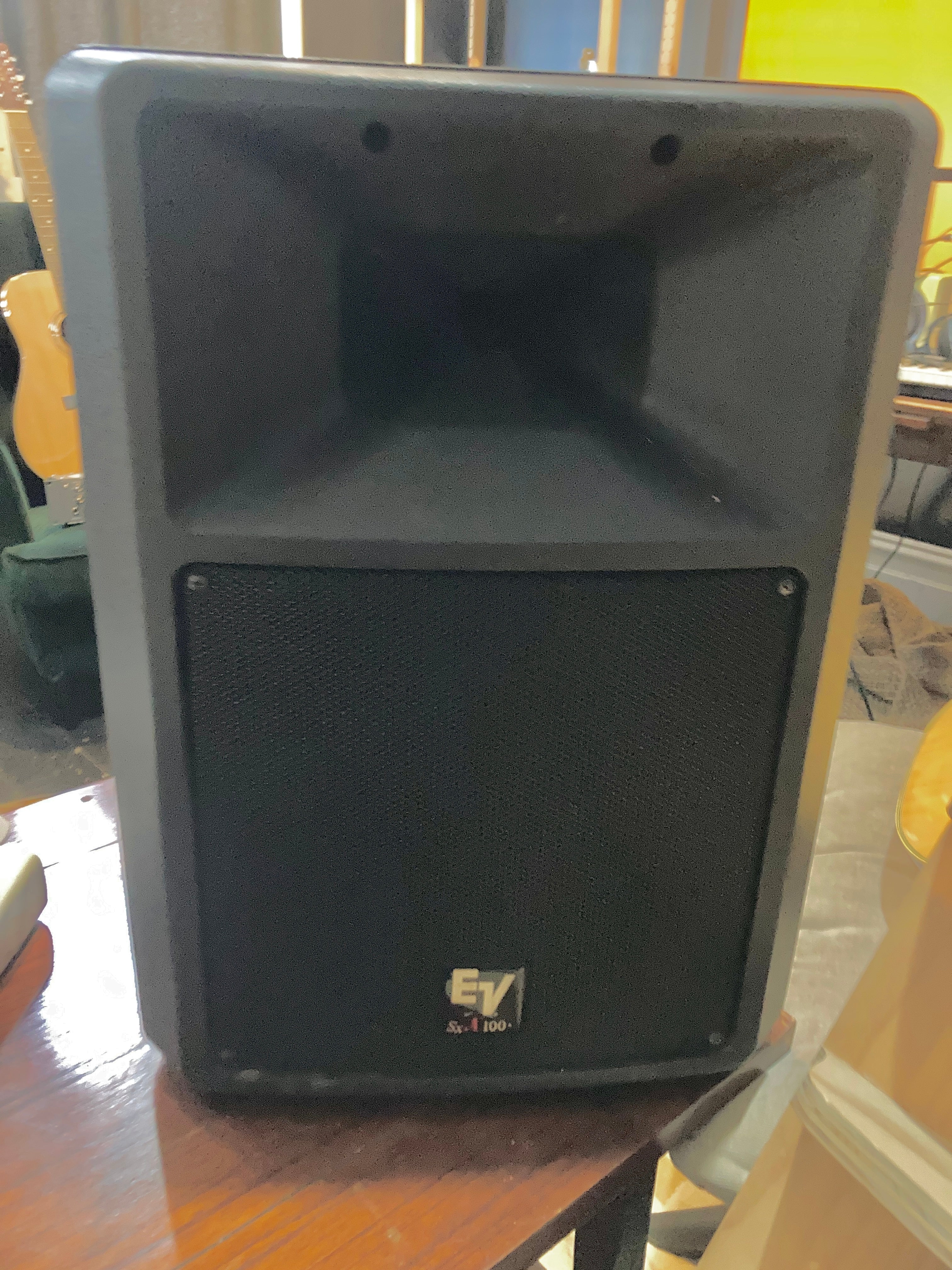 EV - SXA100+ POWERED SPEAKER