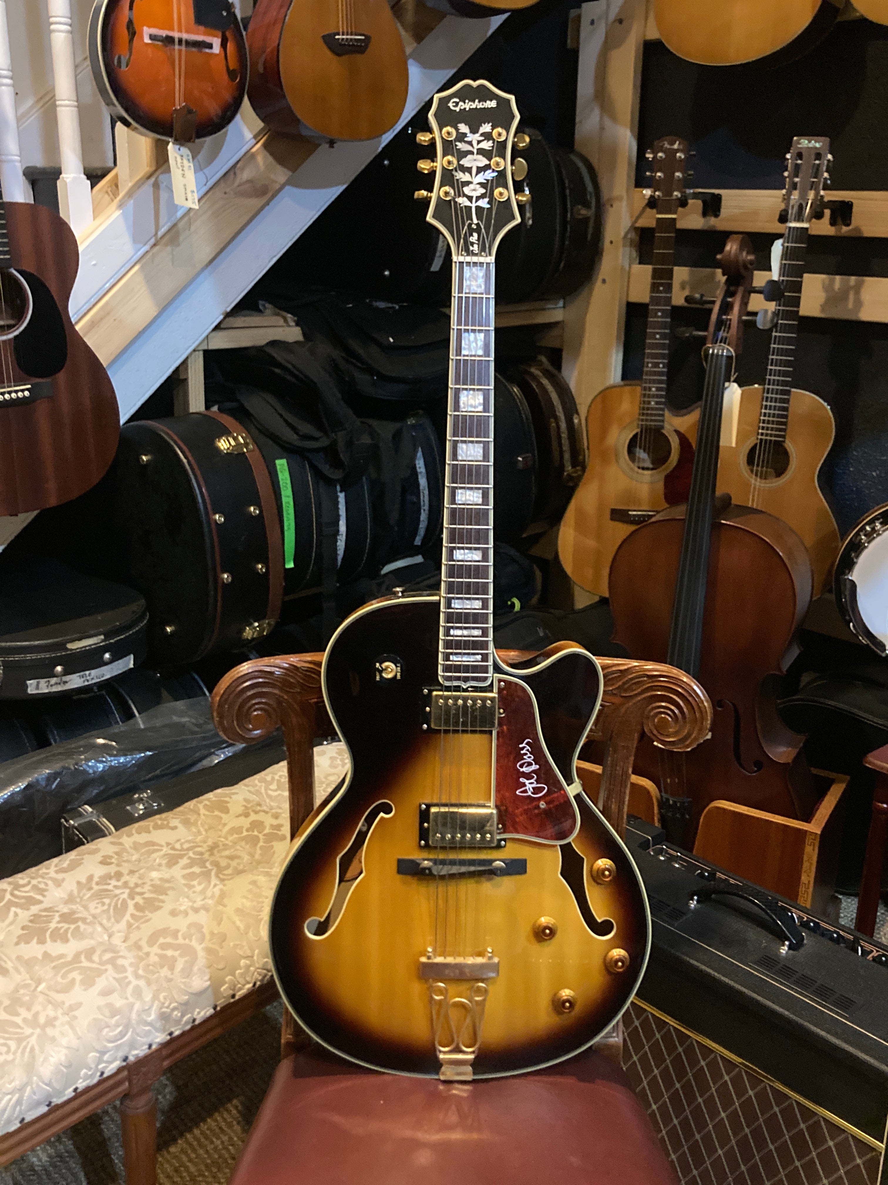 Epiphone - Joe Pass Emperor II