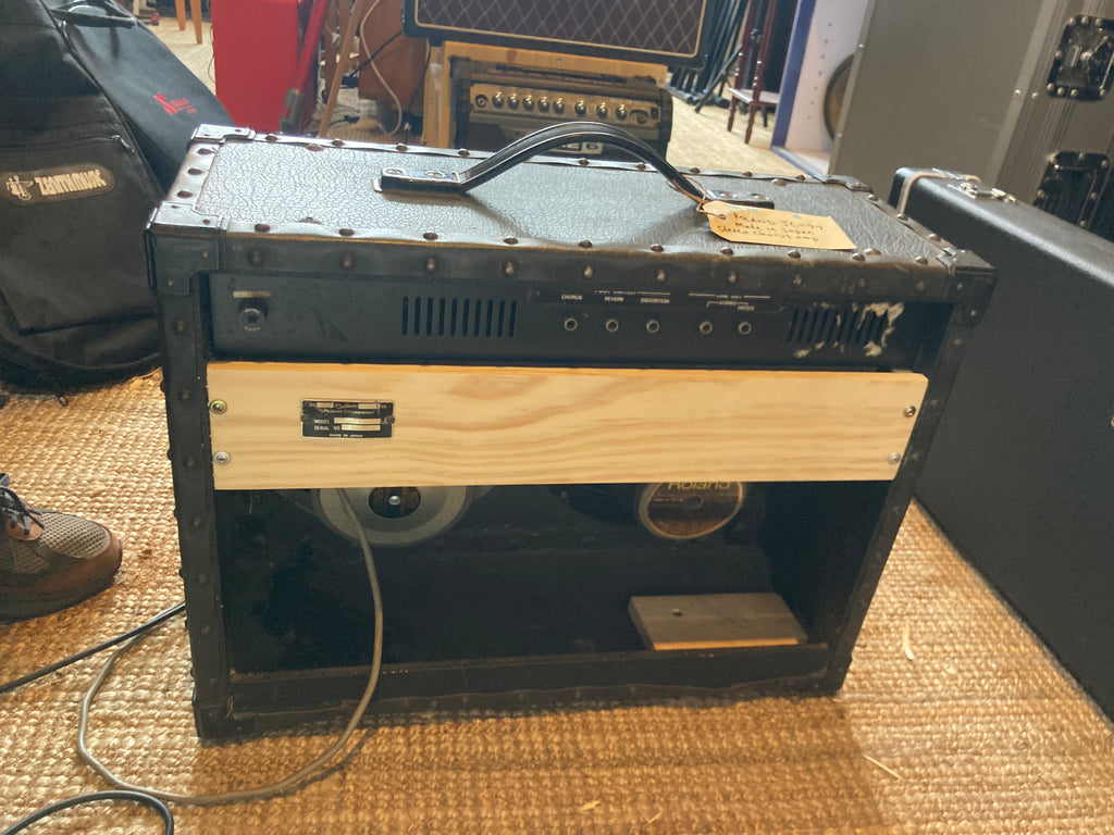 Roland - JC77