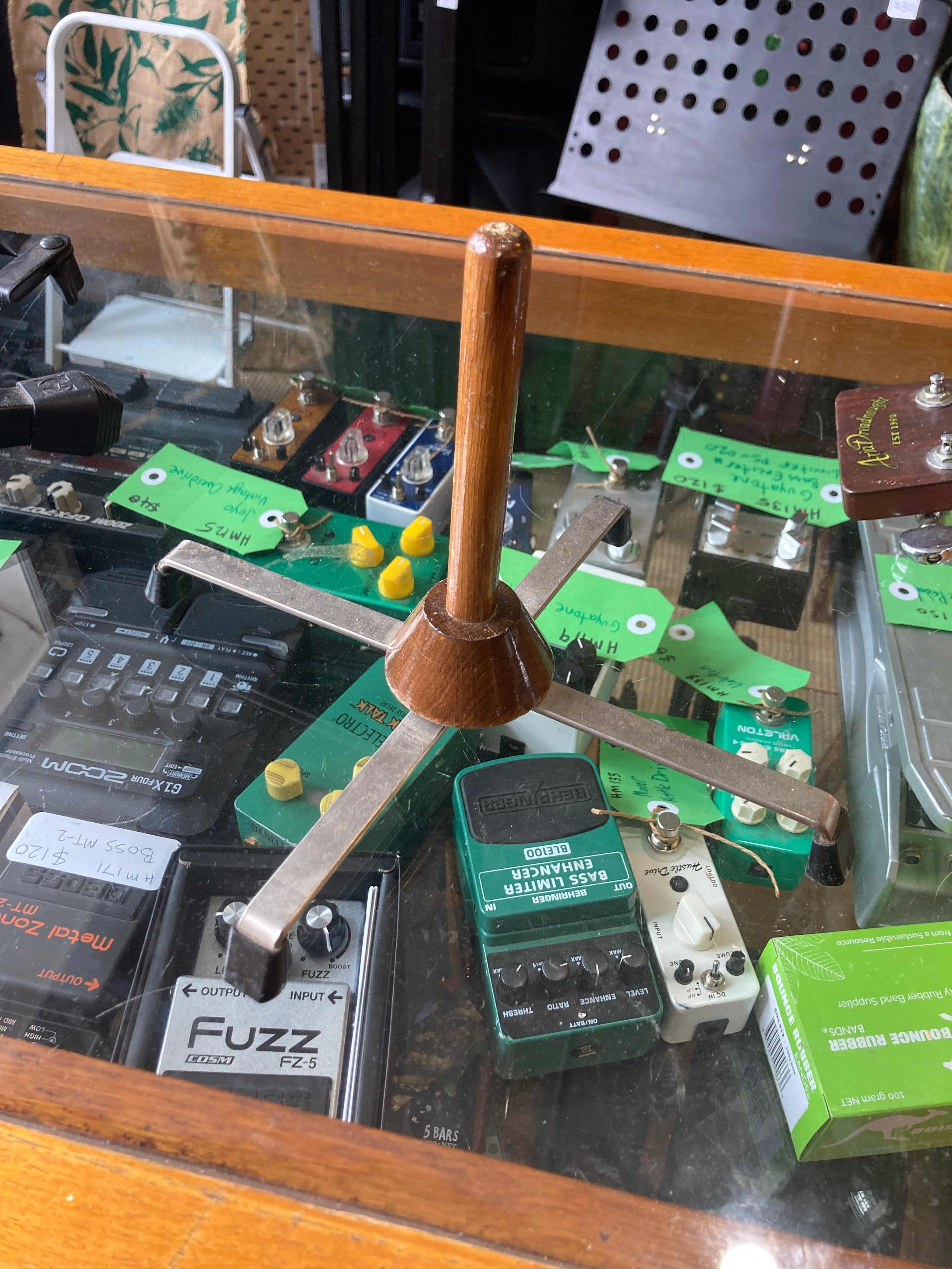 Unbranded - Clarinet Stand