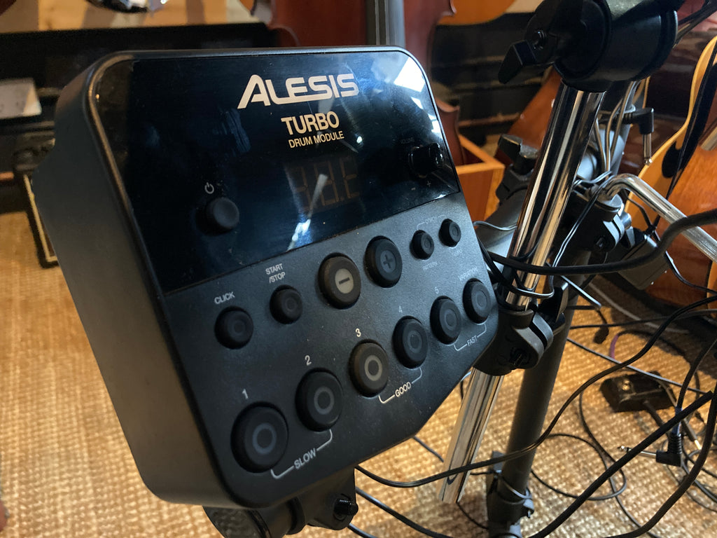 Alesis - Turbo