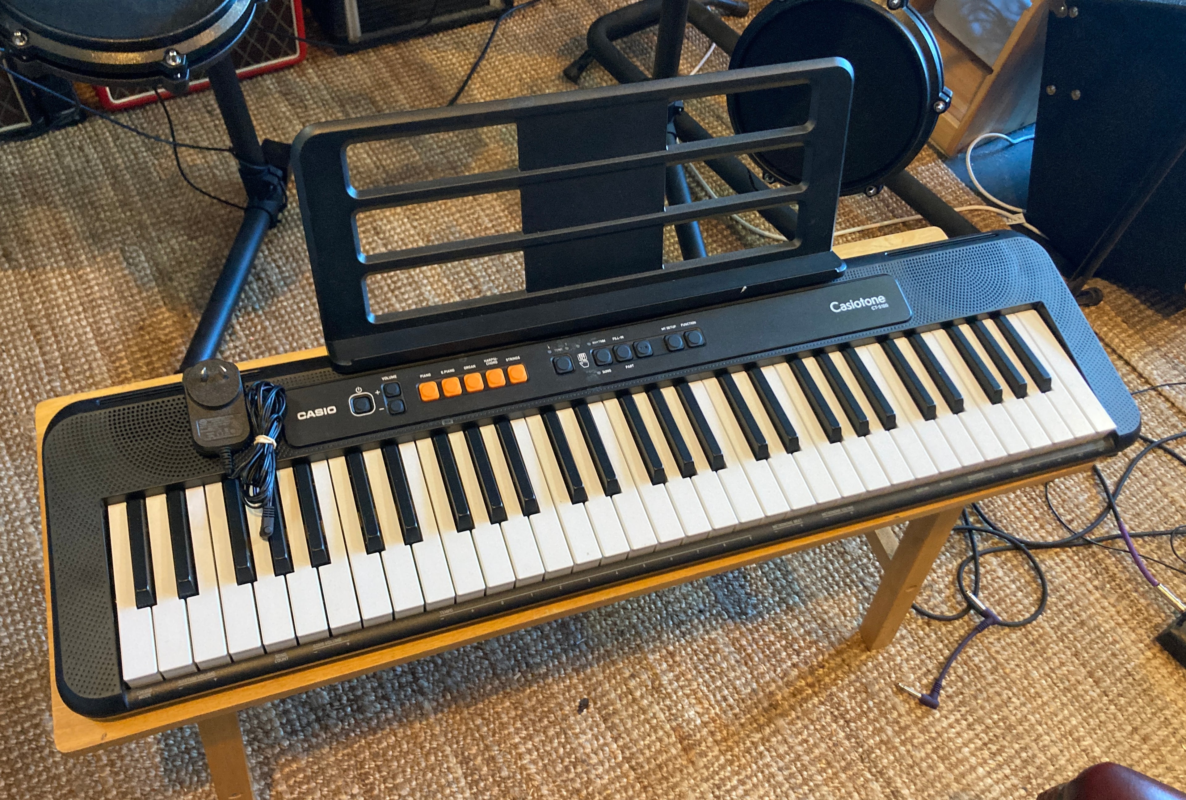 Casio- CTS100