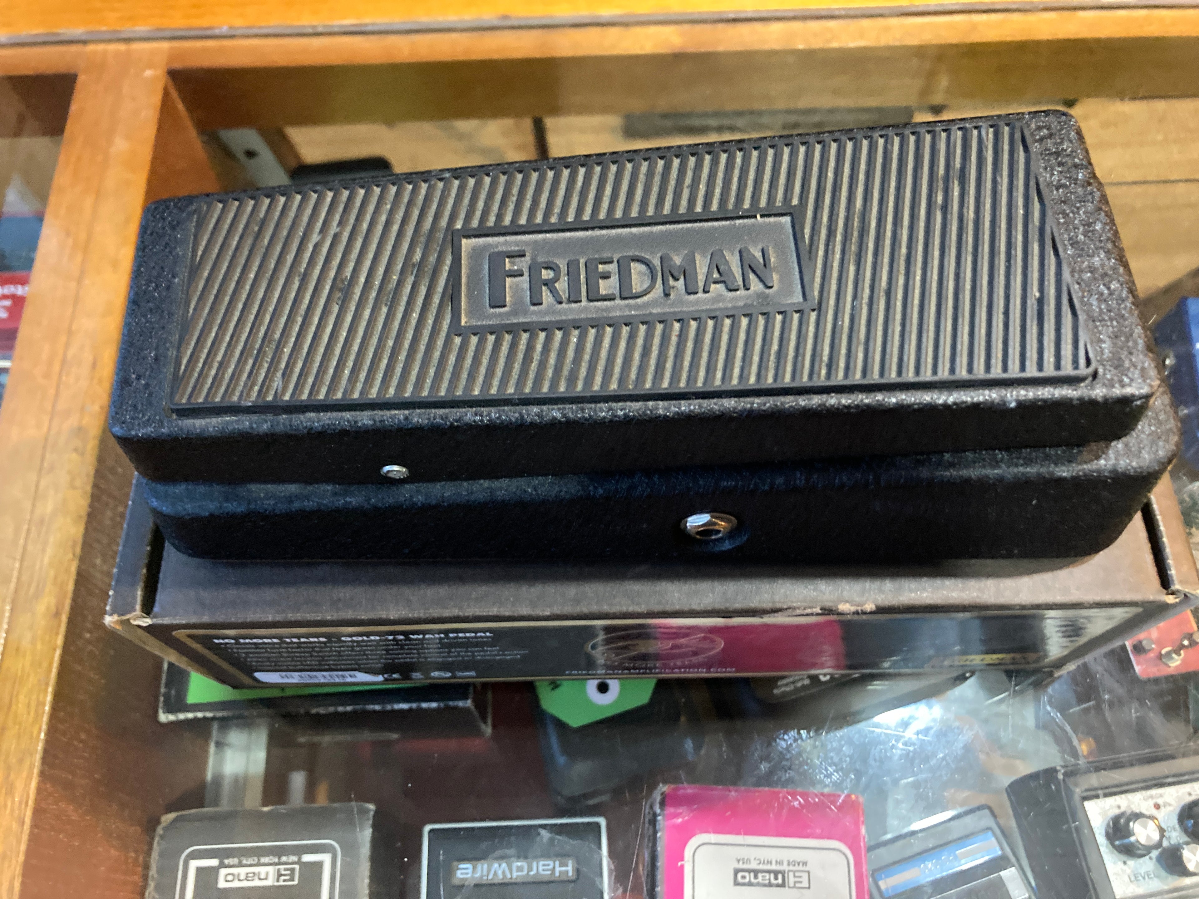 Friedman - No More Tears Gold-72 Wah