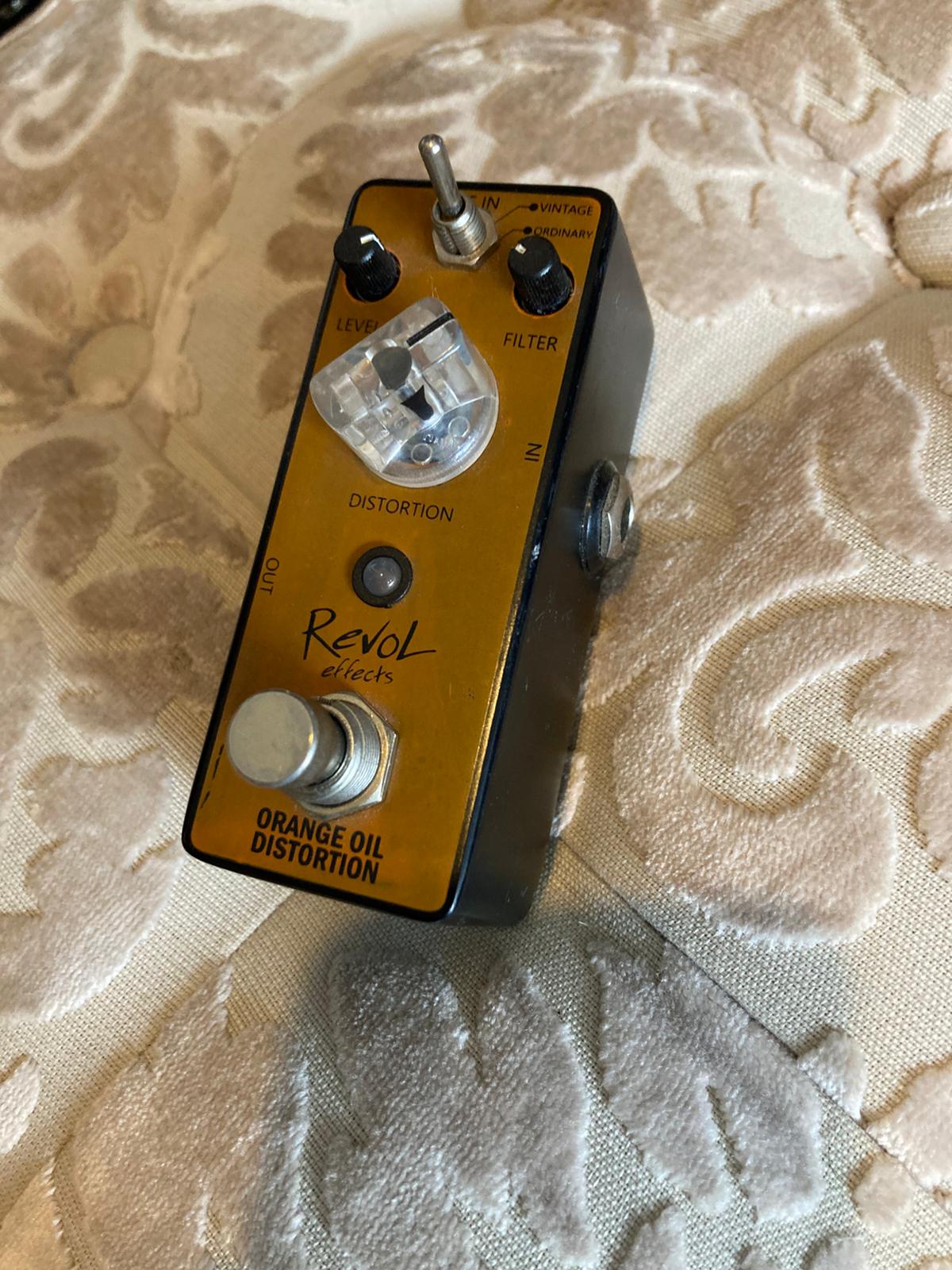 Revol Effects - Orange oil distortion